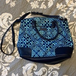 Blue Vera Bradley shoulder bag